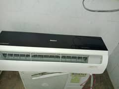 DC inverterOrient AC condition 10 by 10 urgent sale