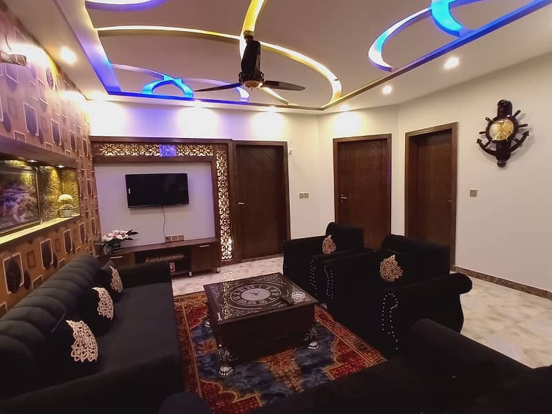 10 Marla House For Rent Is Available In Bahria Town Phase 8 13