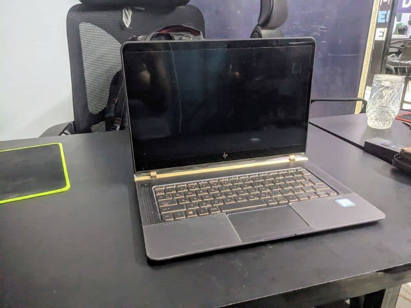 HP world slimmest and laptop in the market. 2