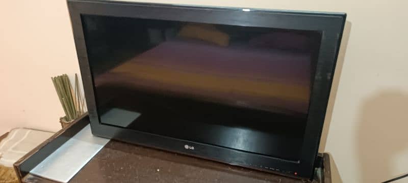 LG 32" LCD TV For sale (Used) 7