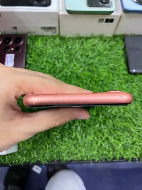 iphone Xr non pta 4