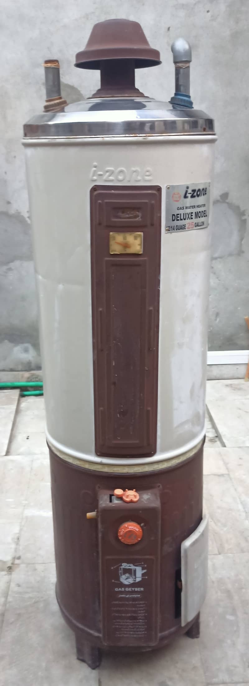 izone geyser 25 gallon 8