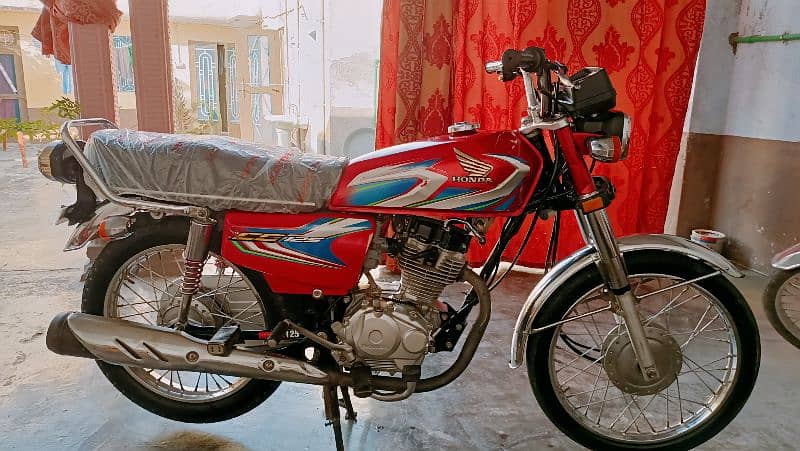 Honda 125  22 model For sale All punjab number 1