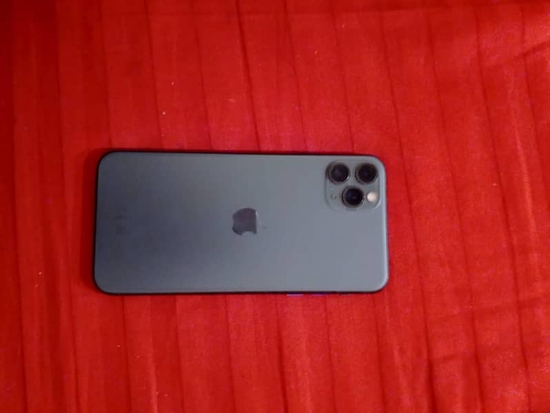 iPhone 11 Pro-max and original AirPod kit 0