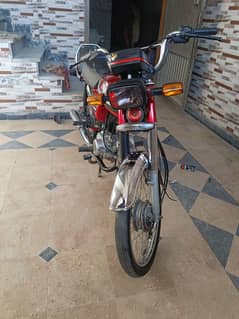 I am selling for bike honda CD 70  Bike ma koi kam ni haan