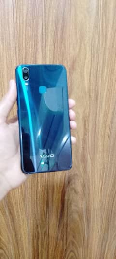 vivo y11 with box charger 10/10 condition