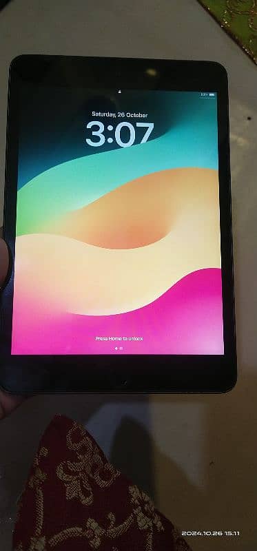 Ipad mini 5th generation with sim working 1