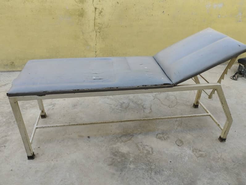 Medical stretcher (for clinics and polyclinics) 2