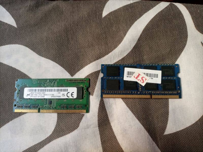 DDR3 8gb ram PC3L Elpida (Blue wali 8gb hai green one 4bg sold) 0