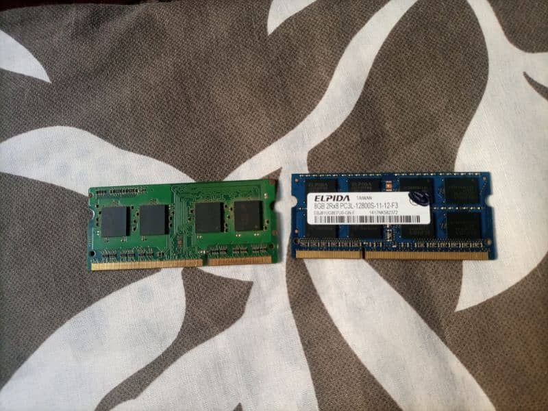 DDR3 8gb ram PC3L Elpida (Blue wali 8gb hai green one 4bg sold) 1