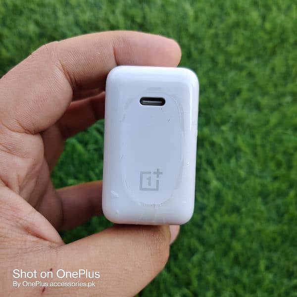 OnePlus box pulled and china both chargers 20w,30w,65w,80w,100w,160w 7