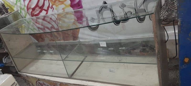 Bakery Rack in very good condition with 8 mm mirror 0