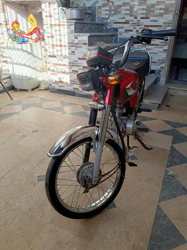 I am selling for bike honda CD 70 Bike register haan 5