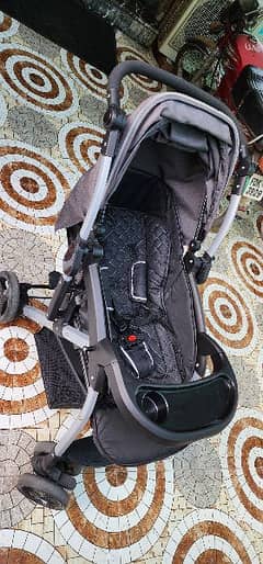 "MomSquad" Pram for babies