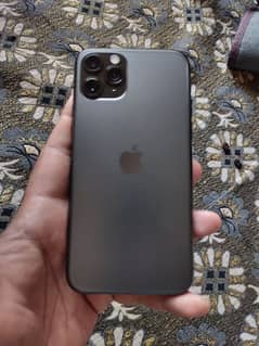 iphone 11 pro 256gb PTA apporved