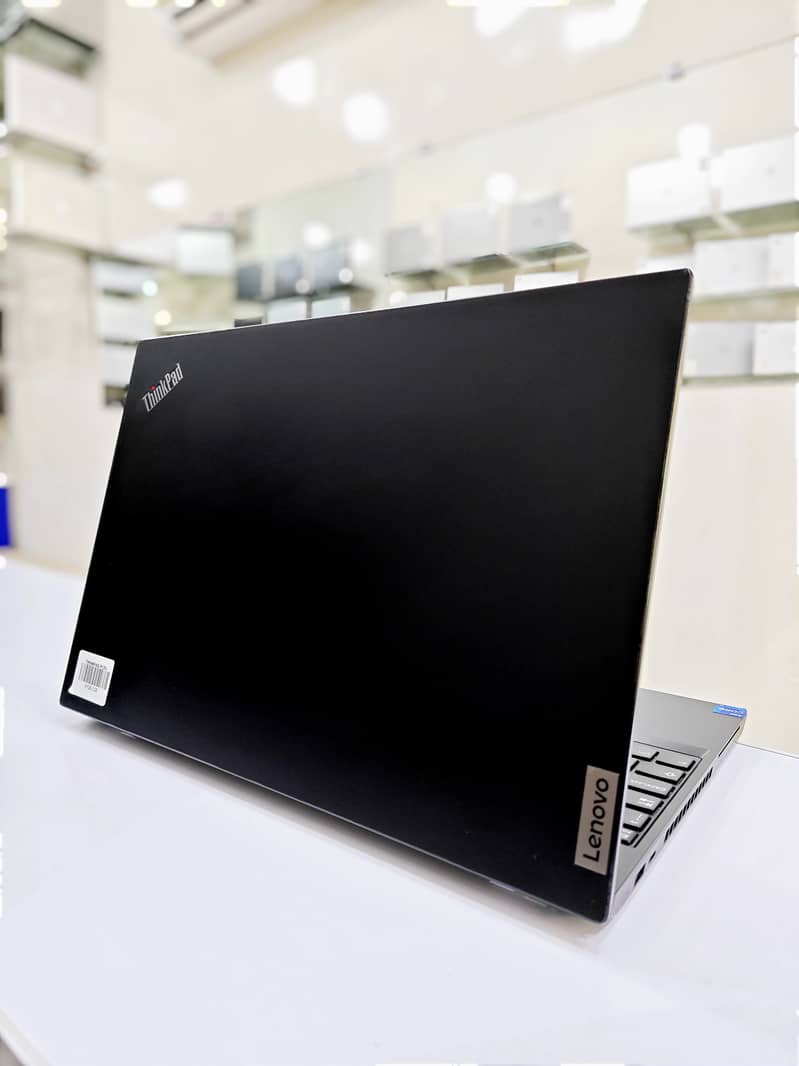 Lenovo ThinkPad P15v Workstation 11th Gen i7H at ABID COMPUTERS MULTAN 2