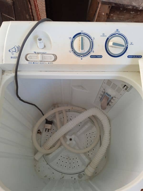 Washing Machine with Dryer 3