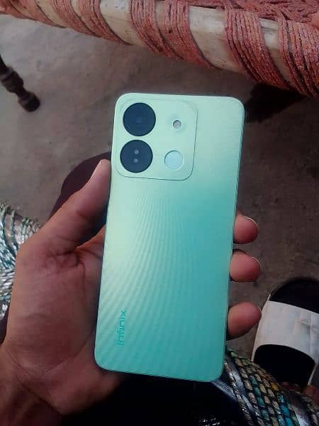 Infinix smart 7 4/64 4