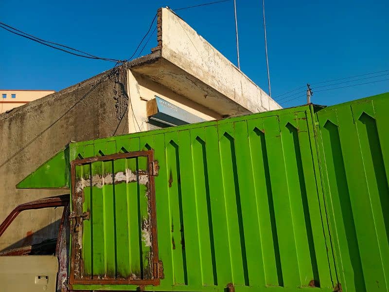 Suzuki cabin container 1