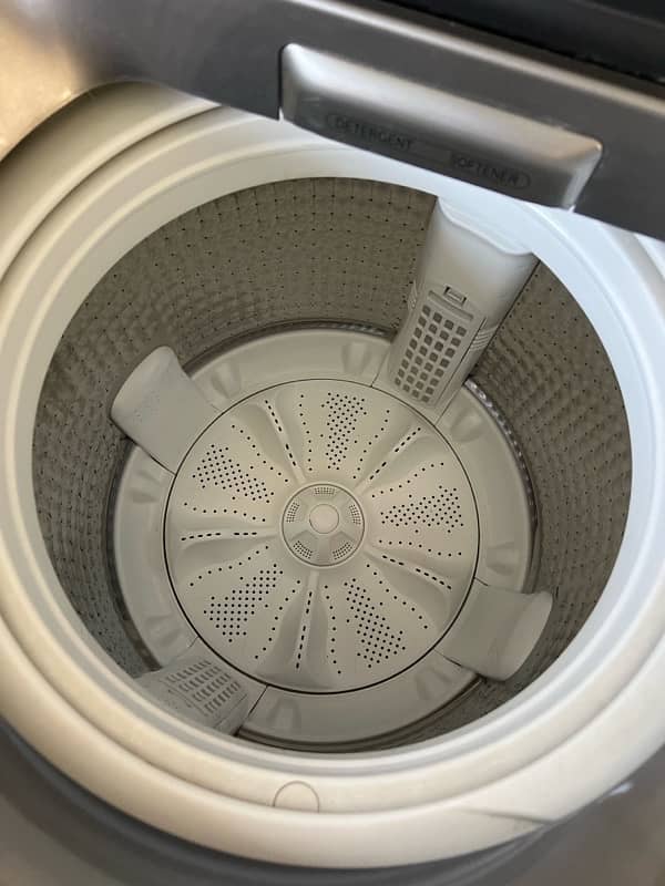 One Touch Front Load Washing Machine - Like New Condition 2