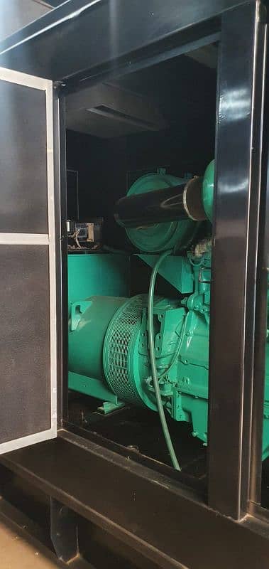 300kva 240kw Cummins NTA855 DG SET. 4