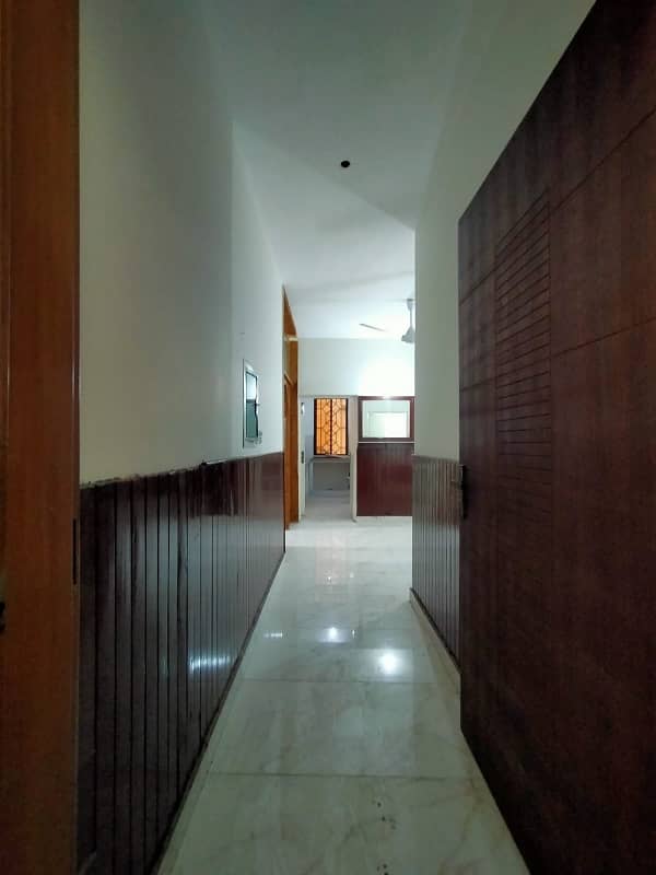 Property For rent In Gulberg 2 Lahore Is Available Under Rs. 100000 4