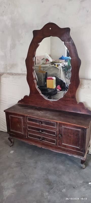 showcase and dressing table 1