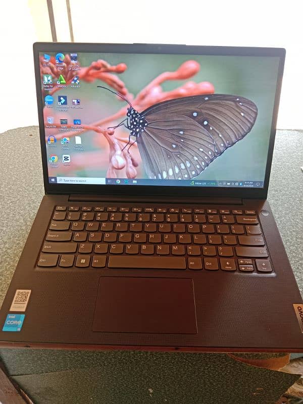 Lenovo v14g3 cori5 12th gen 8/256 0