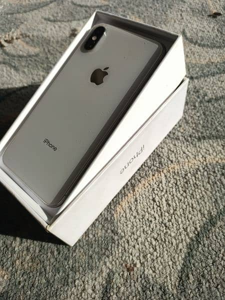 Iphone X pta approved with BOX (64) GB 2