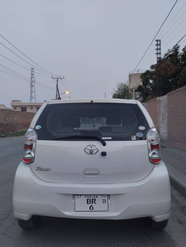 Toyota Passo 2013 9