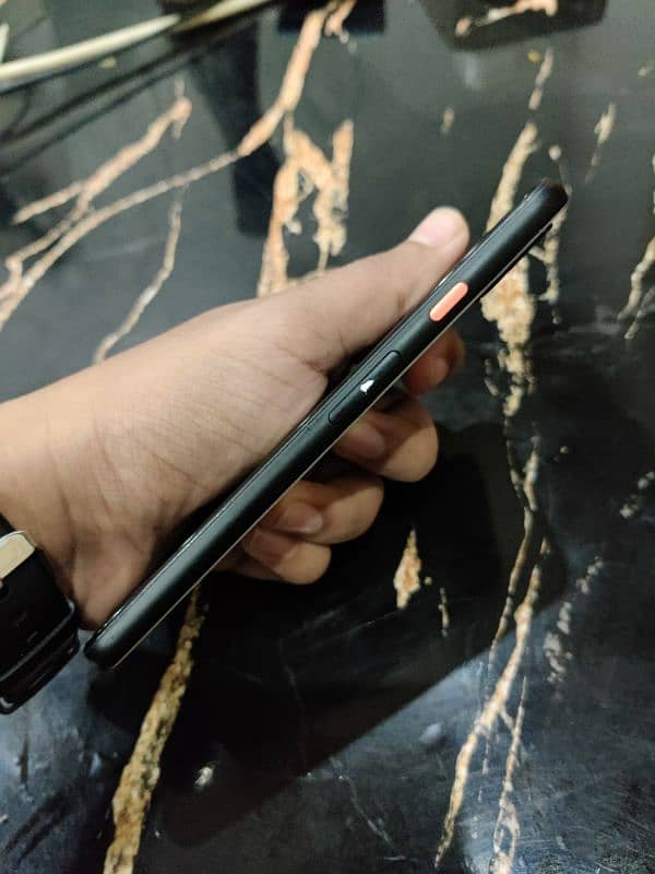 Google Pixel 4 Unlocked 2