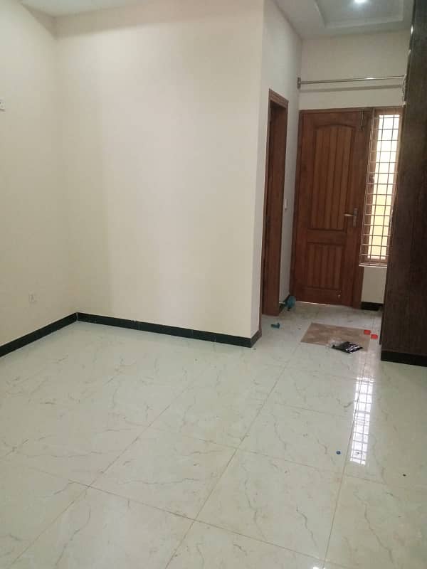 5 mrle portion available for rent faisal town 3