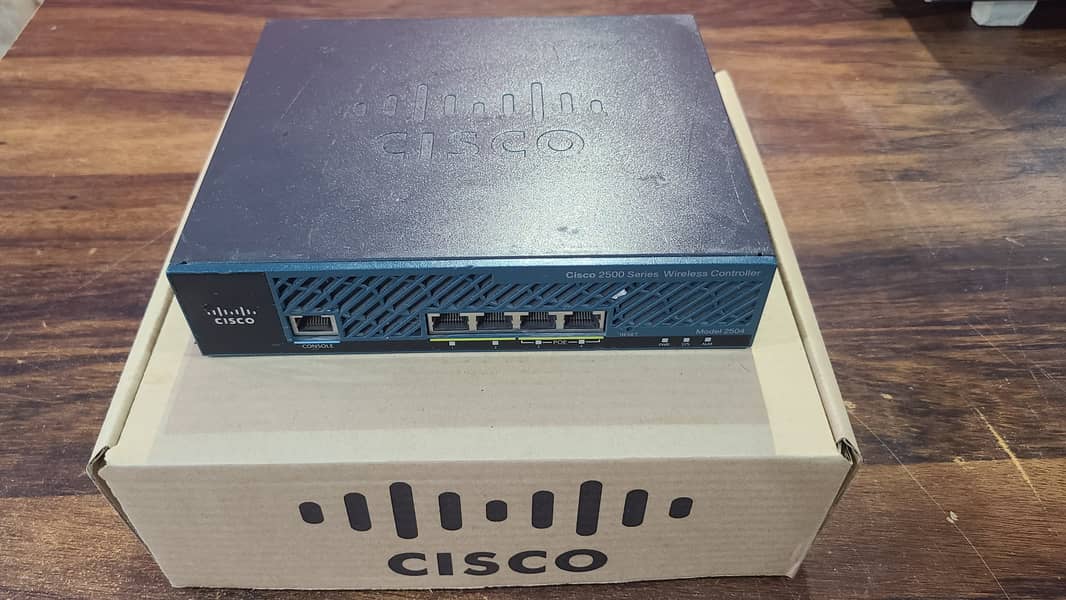 Cisco 2504 AIR-CT2504-5-K9 5 Access Points Wireless Controller (Box) 2