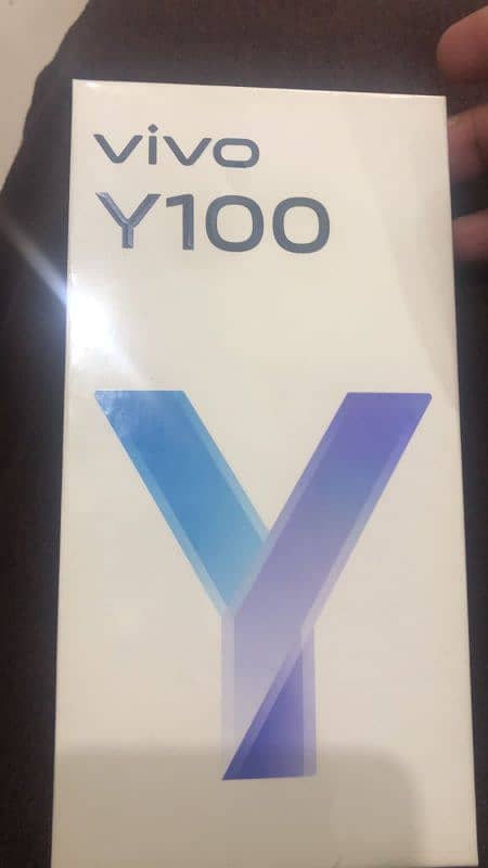 VIVO Y 100  256GB+8GB 2