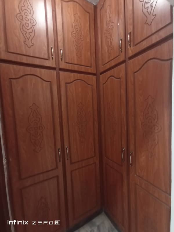 10 Marla Upper Portion Available For Rent Good Location And Resonable Price . 5