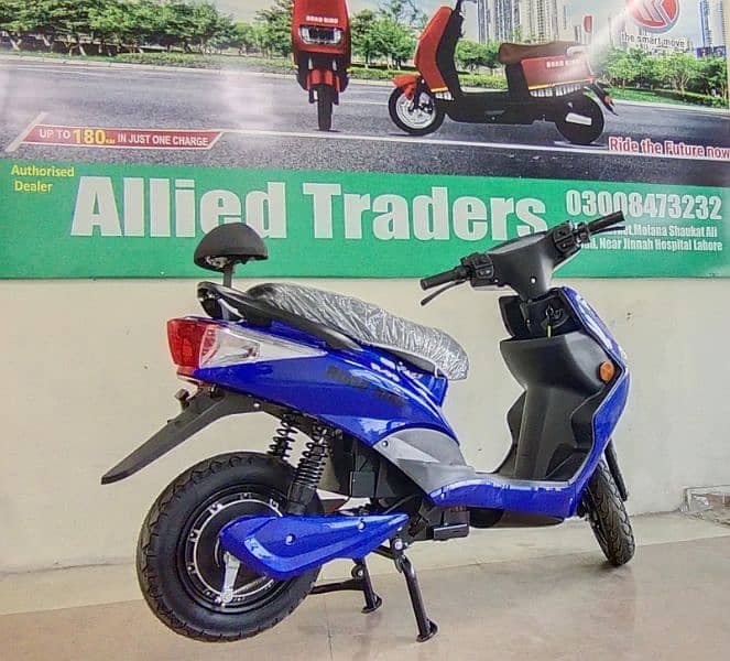 Brand New Electric Scooter/Scooty EV bike Metro Road King Eveon Yadea 14