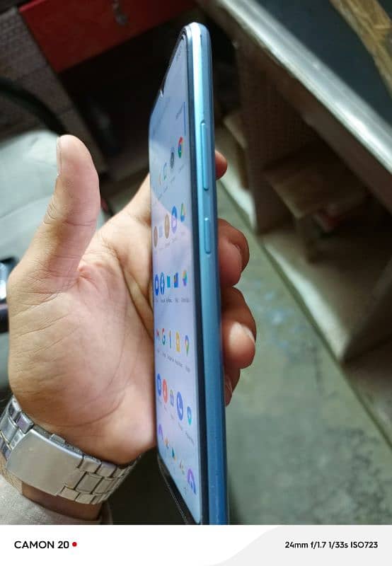 realme c21 4/64 10 by 10 condition glacier blue colour 4