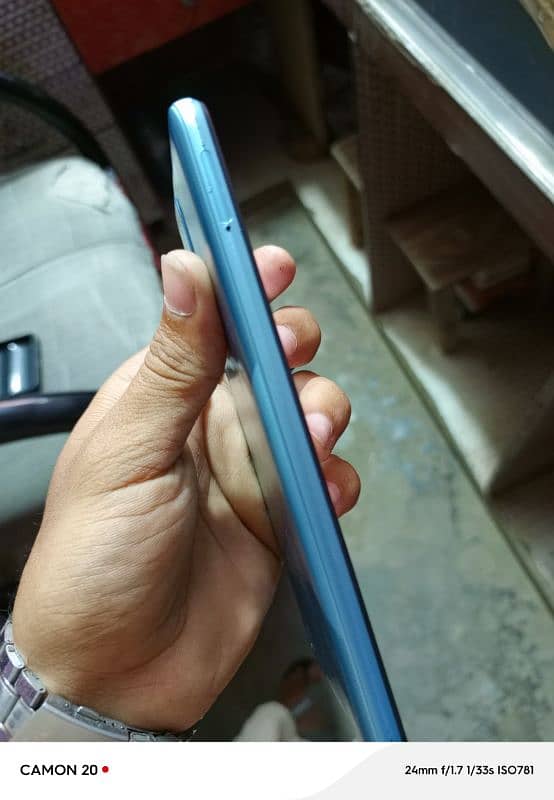 realme c21 4/64 10 by 10 condition glacier blue colour 6