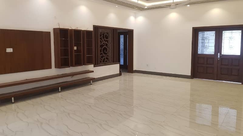 2 Kanal Dubble storey house available for sale in iep town Lahore 5