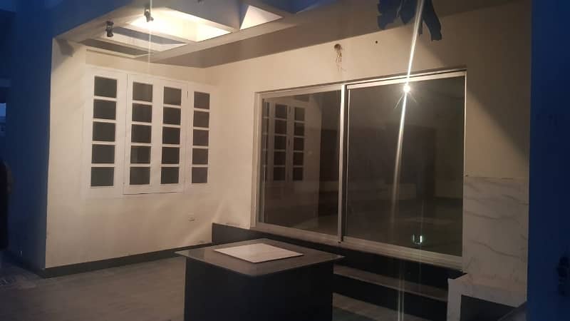 2 Kanal Dubble storey house available for sale in iep town Lahore 12