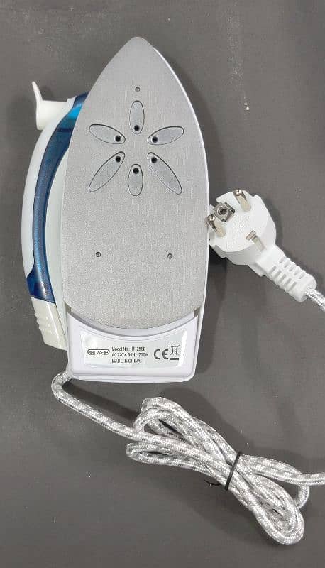 Mini Fold able Travel Electric Steam Iron For Clothes (HF-258B) 3