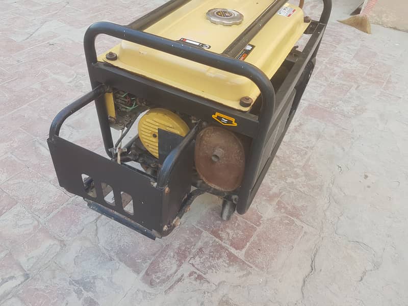 LIANGLONG 3500 watt Generator 2