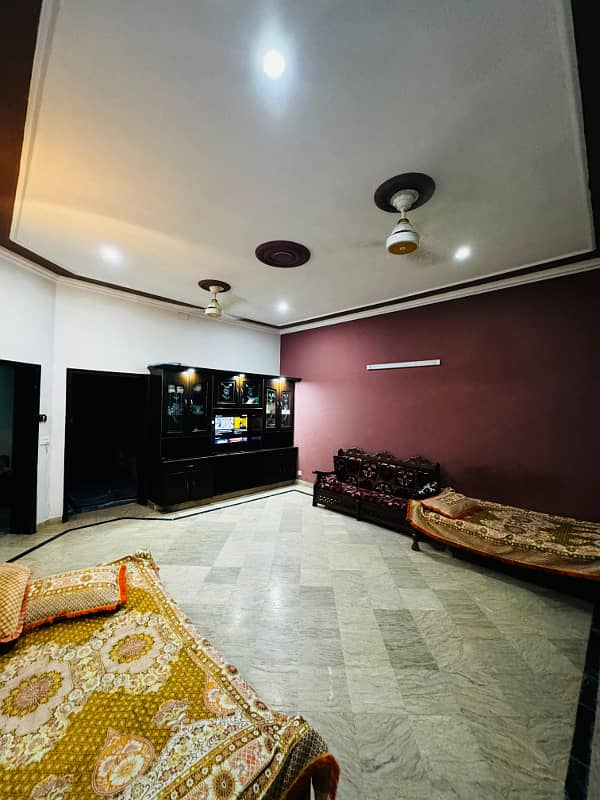 Beautiful 6 Bed 10 Marla House For Sale Ali Park Near Bhatta Chowk, Airport, Dha ( Street 30 Feet ) 5