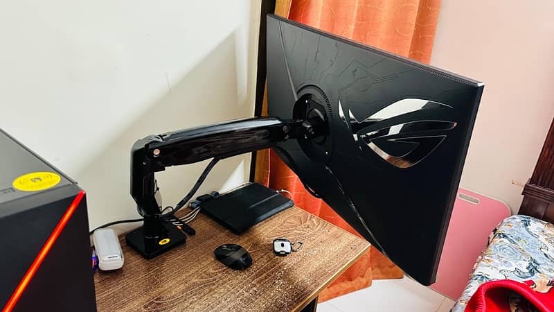 ASUS ROG Swift GAMING monitor 3