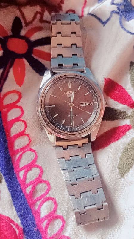 seiko 5 watch 1