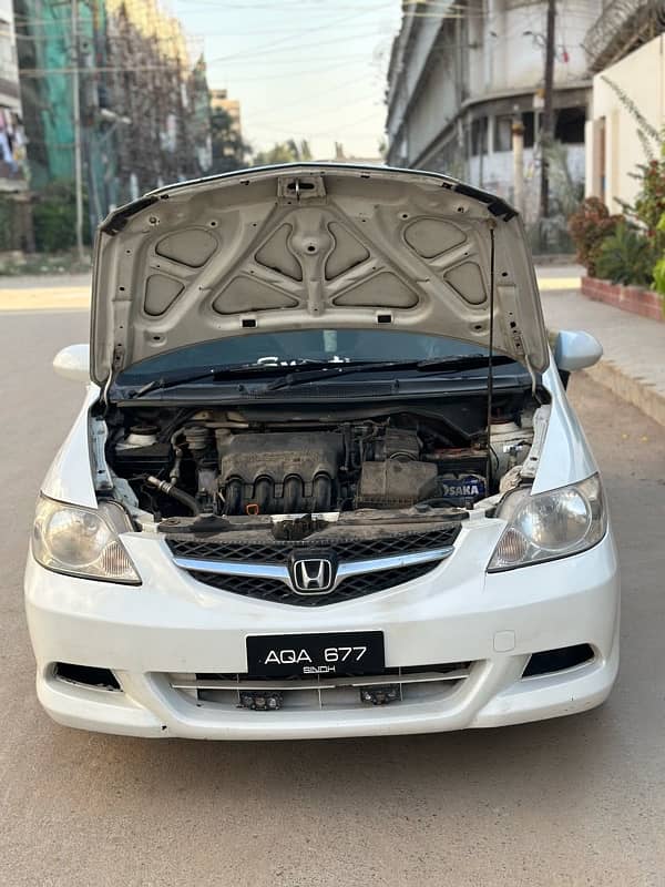 Honda City IDSI manual model 2007 reg 2008 good condition 10