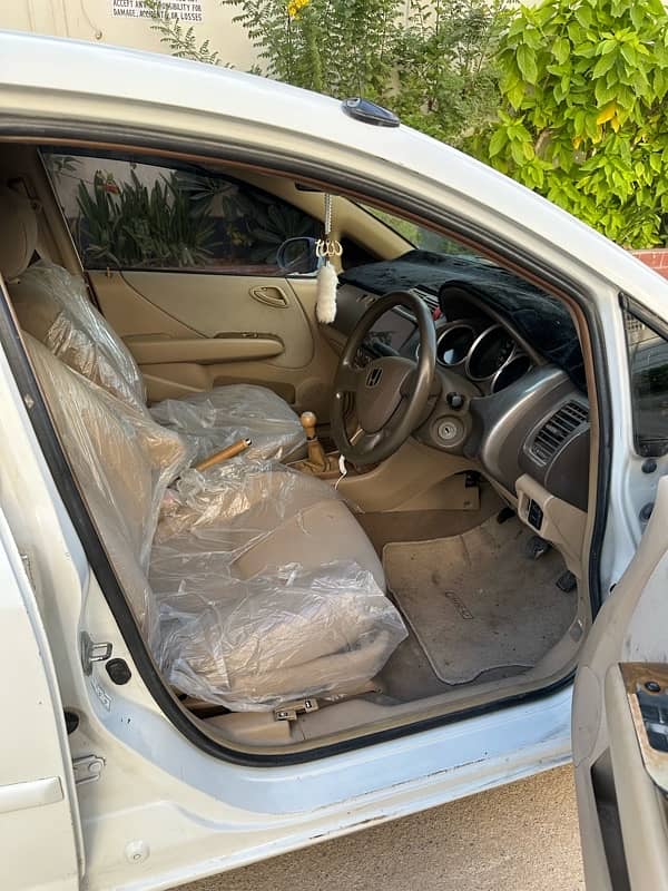 Honda City IDSI manual model 2007 reg 2008 good condition 11