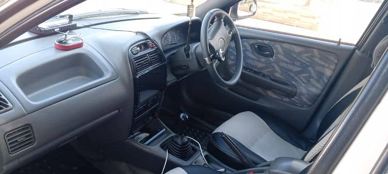 Suzuki Baleno 2004 6