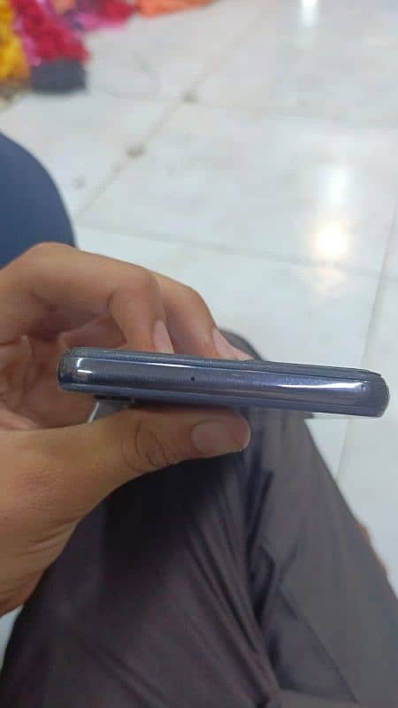 Samsung a32 5g non pta sim working hai  4/64GB 2