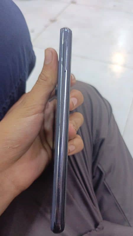 Samsung a32 5g non pta sim working hai  4/64GB 3